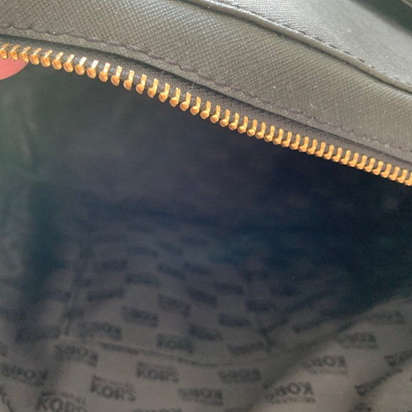 Michael Kors Purse - Picture 4 of 4